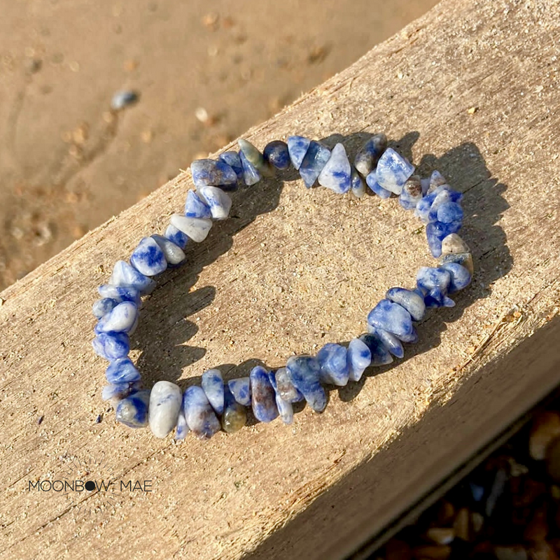 SODALITE CHIPSTONE BRACELET