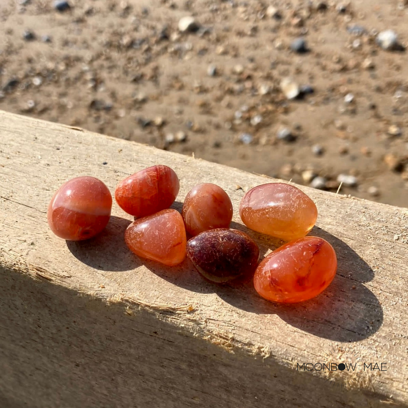 CARNELIAN TUMBLED STONE